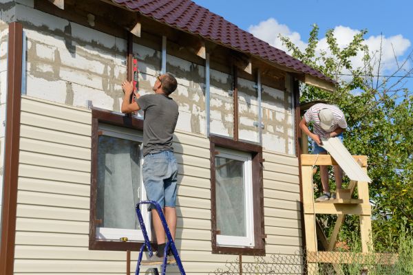 Cost of Handyman Siding Repair in Pearland