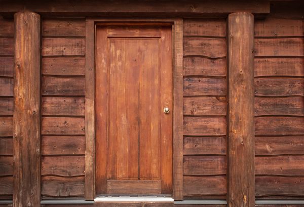 Log Cabin Siding Installation in Pearland