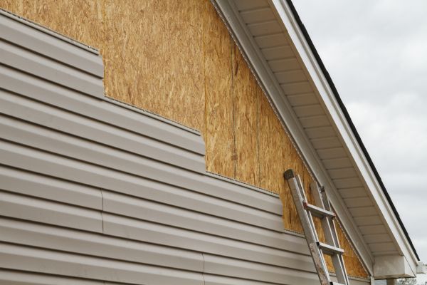 Loose Siding Replacement in Pearland