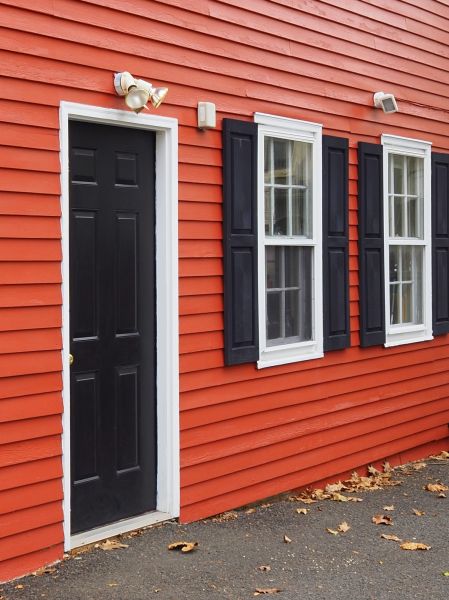 Cost of Red Vinyl Siding Installation in Pearland