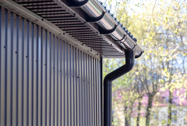 Sheet Metal Siding Repair in Pearland